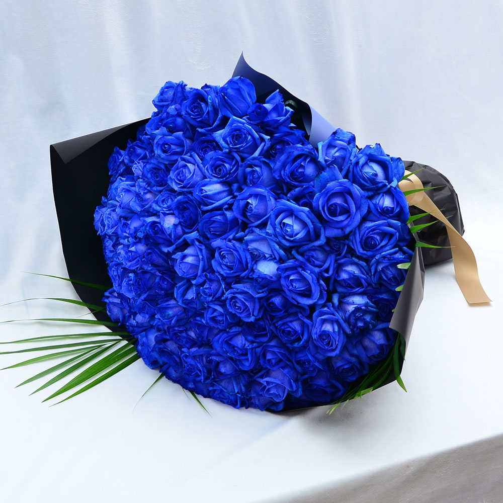 青いバラ ブルーローズ108本の花束 青い薔薇(バラ) ブルーローズの花束