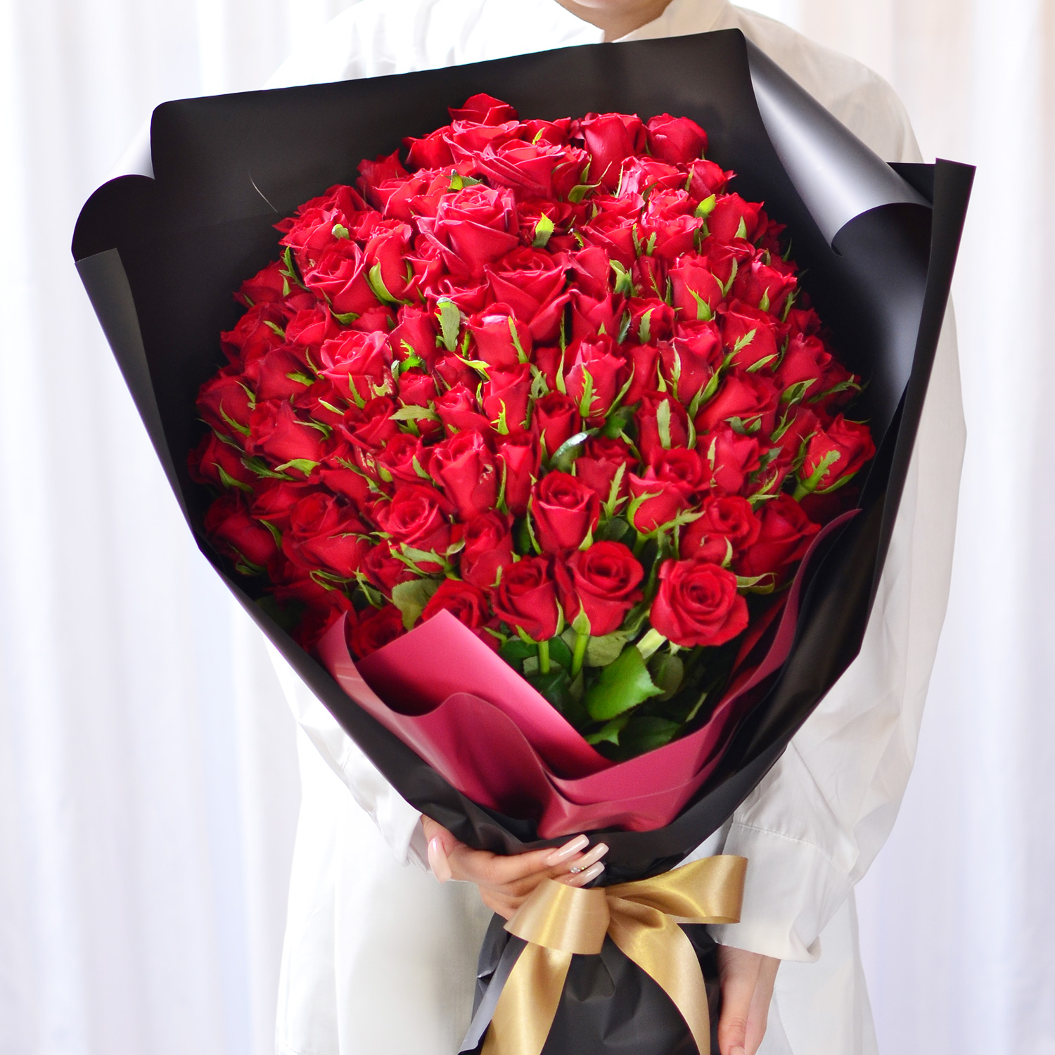 赤いバラ108本の花束 赤いバラ(薔薇・ばら)の花束 | エーデルワイス