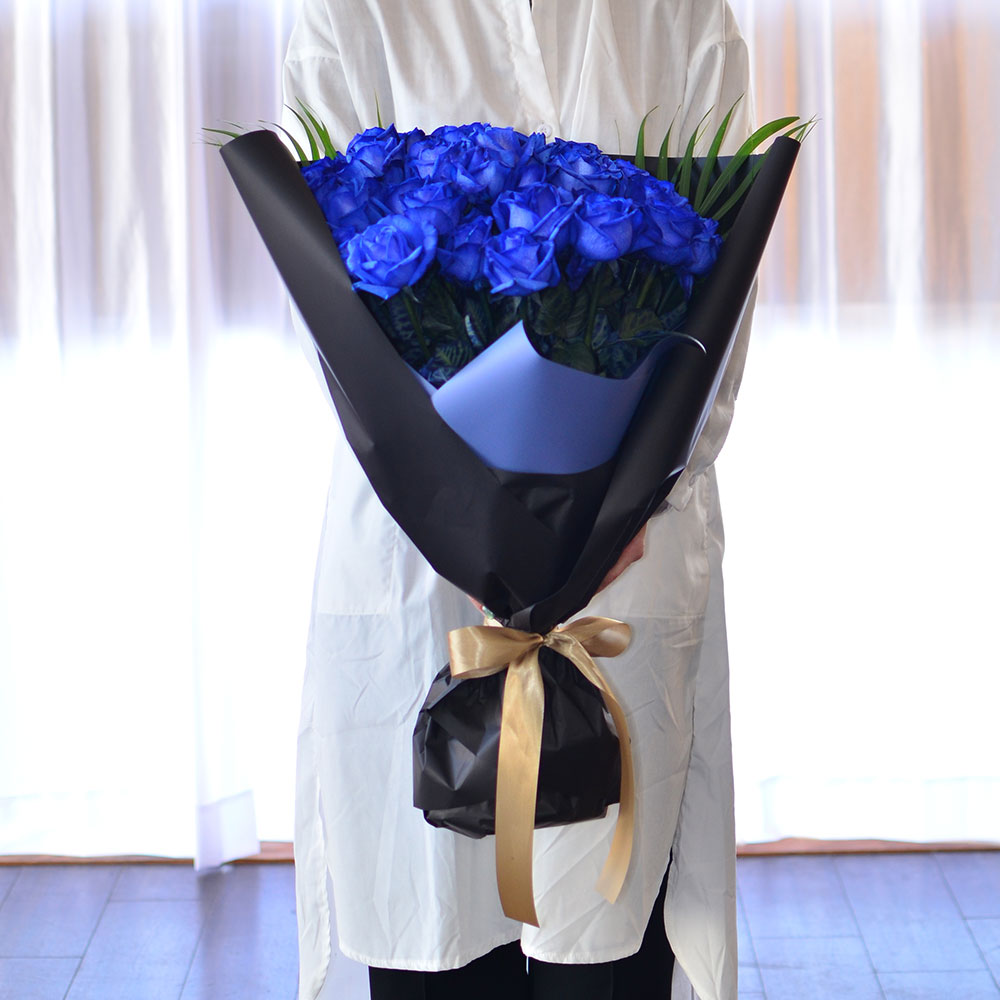 青いバラ ブルーローズ40本の花束 青い薔薇(バラ) ブルーローズの花束