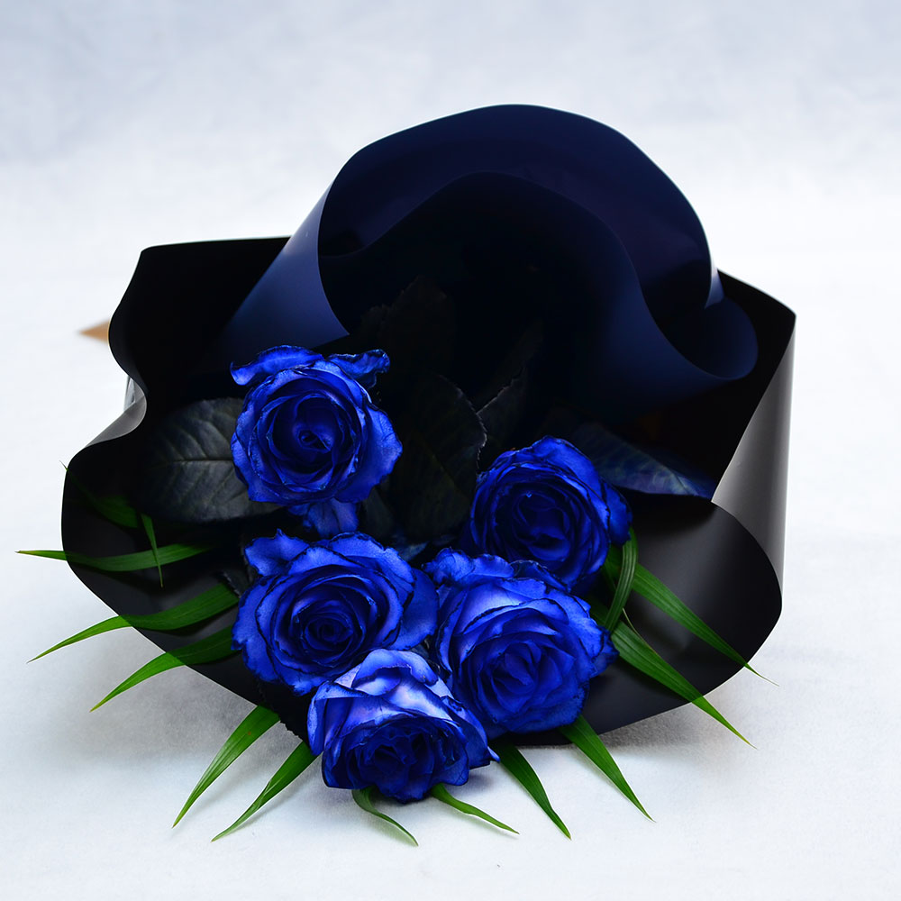 青いバラ ブルーローズ5本の花束 青い薔薇(バラ) ブルーローズの花束