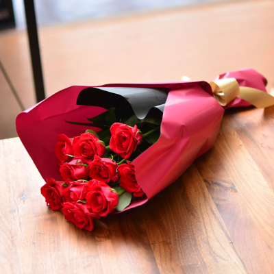 赤いバラ10本の花束 赤いバラ(薔薇・ばら)の花束