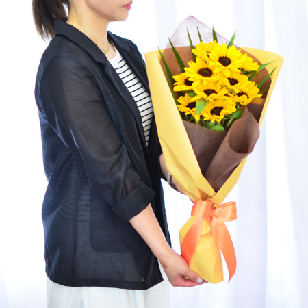 ひまわり他の方購入しないでくださいm(_ _)m ひまわり スプレー咲ミニひまわりの通販 苗木部 By 花ひろば